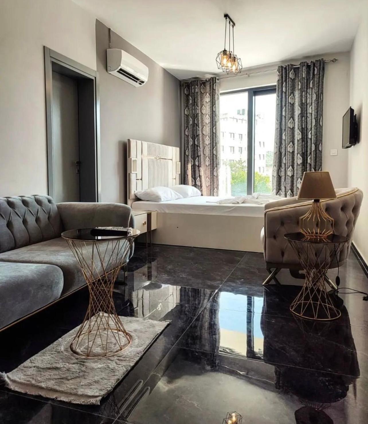 Apartment Siempre Lux Ulcinj